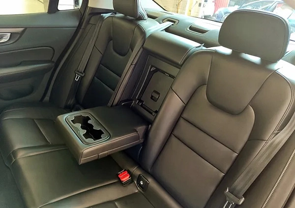 Volvo S60 cena 119900 przebieg: 56952, rok produkcji 2020 z Przedbórz małe 781